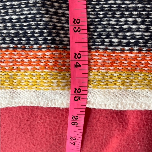 Hem & Thread Monochrome Knit Sweater Top NWT - Picture 7 of 9